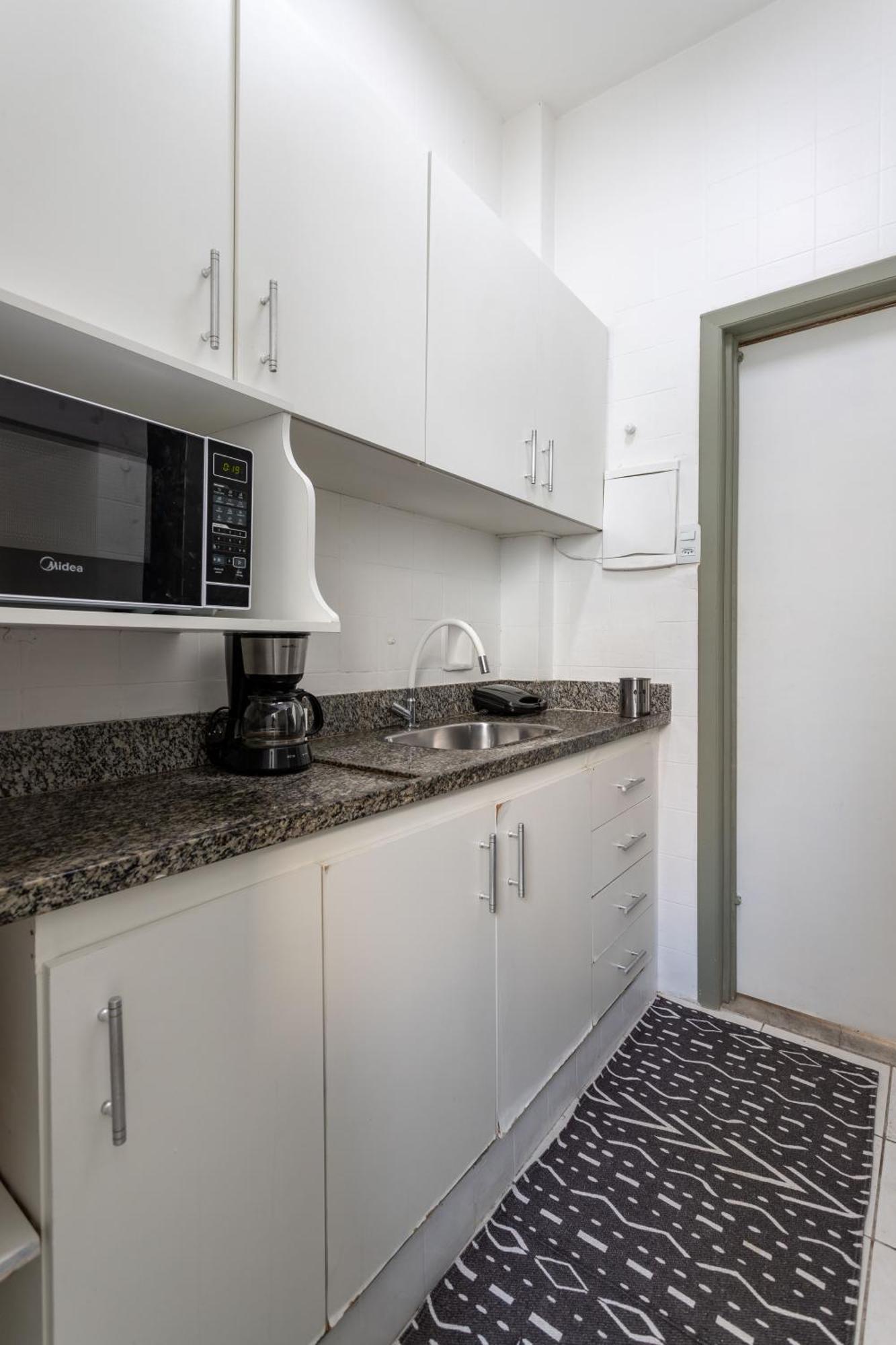 2 Quartos A 400m Da De Ipanema E 200m Do Metro - Portaria 24h, Wi-fi, Ar Condicionado E Cozinha Completa - Comporta 5 *