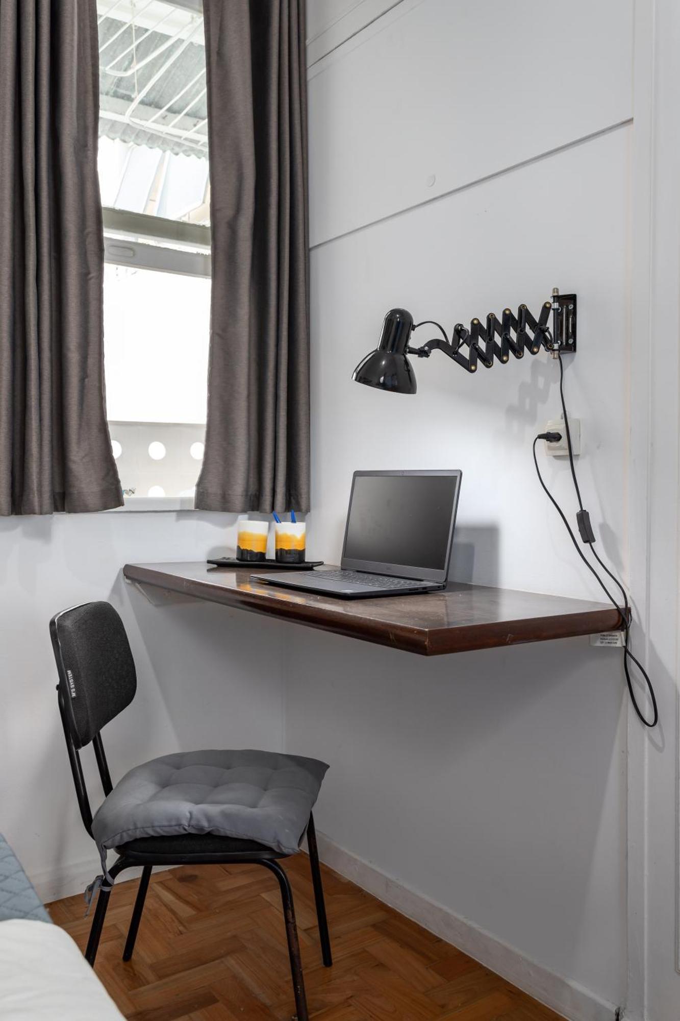 Apartamento 2 Quartos A 400m Da De Ipanema E 200m Do Metro - Portaria 24h, Wi-fi, Ar Condicionado E Cozinha Completa - Comporta 5